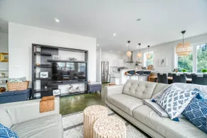 The Little Bird Cottage - Image 3