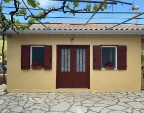 To Patriko Lefkada Cozy Village Home with Parking - Image 3