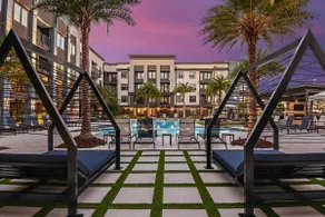 Stylish Lux Haven Southside Pool Mayo Clinic Beach - Image 2