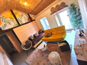 Linda House - Image 2