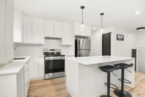 Elegant 4 bedroom modern house - Image 5
