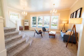 Historic Home: Chefs Kitchen, Dining, Sitting Room - Image 3