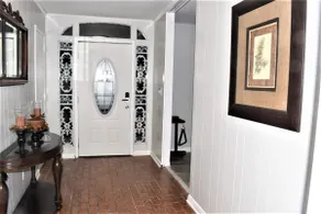 The 3200 sq. ft Pool Table Home - Image 5
