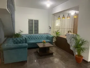 Castle Suites by Haven Homes Airport Road - Image 4