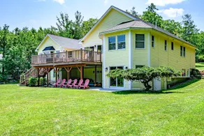 Stunning Sebago Lake House w. Game Room & Dock - Image 5