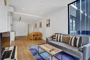 Central 15th floor Apt near Flagstaff & QV Market - Image 2
