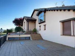 Villa in the Sierra de Madrid - Image 2