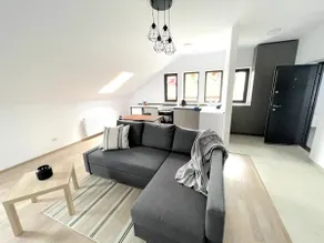 Cosy & Minimalistic Apartment near Peles Castle - Image 2