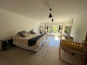 A spacious and modern house - Image 2