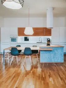 Spacious apartment in the center - Image 3