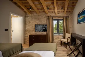 Villa La Vinella with heated pool - Image 3