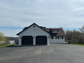 The Lake House - Image 3