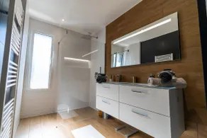 Thomas's Home - Image 5