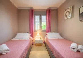 The View Villa - Image 4