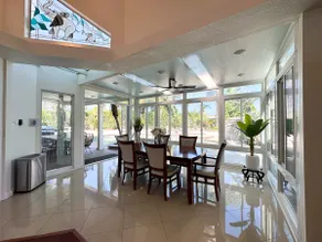 Poolside Oasis near Disney! - Image 3