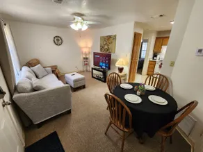 Lovely 1-Bed Duplex Apartment with all Amenities - Image 4