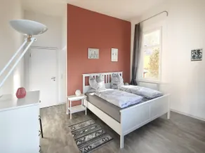 Modern apartment in old villa - Image 4