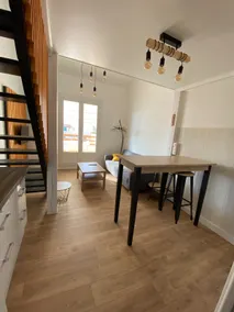 Heart of Marseillan Beach Apartment - Image 4