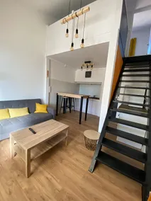 Heart of Marseillan Beach Apartment - Image 2