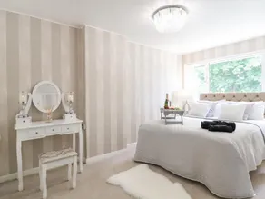Gorgeous 3 bed House In Milton Keynes - Image 1