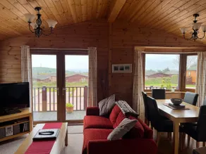 Devon Coastal Wood Cabin Getaway summer or winter - Image 2