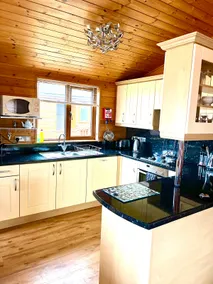 Devon Coastal Wood Cabin Getaway summer or winter - Image 5