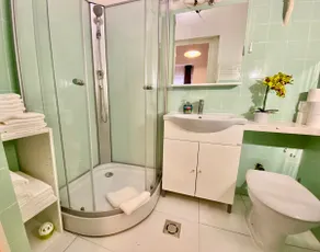 B20 Apartment - Image 4