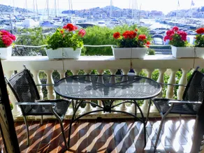 A2- Beautiful view of the sea, marina and old town - Image 3