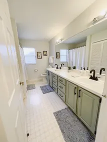 Cozy Private Suite w/Bath and Private Entry - Image 2