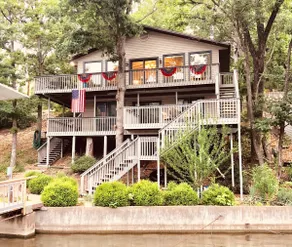 “Calm Water Cove” A Fun Family Lake Front Retreat - Image 5