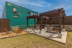 Downtown Tyler Townhome w/ Garage - Image 4