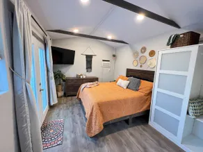 Trendy Private Resort - Image 3
