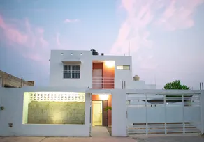 La Casa del Sureste / covered parking / family - Image 5