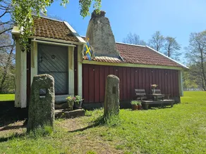 Cozy 1720s cottage on a private peninsula near Gothenburg - Image 4