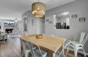 The Chucktown! Walkable to bars+KING bed! - Image 3