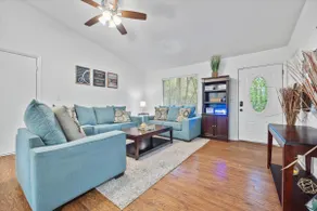 Cozy 3BR 2BA Home Near Avalon Downtown Alpharetta - Image 2