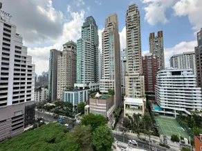 Amazing City View, Rooftop pool, Near Lumpini Park - Image 2