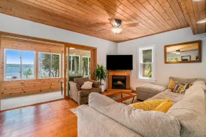 Lakefront House, Private Beach, Hot Tub, Fire Pit - Image 5
