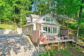 Luxury Lake Barkley Bungalow - Image 5