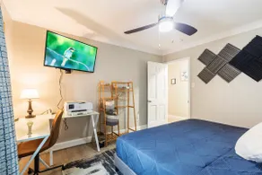 Cute, Private 2 bdrm Home w/ Fun & Games - Image 3