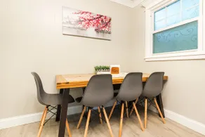 Cute, Private 2 bdrm Home w/ Fun & Games - Image 4