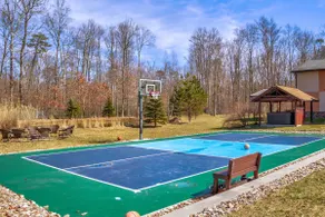 Sleeps 30-(2) houses 11 BR 6.5 BA Pickleball WIFI! - Image 5