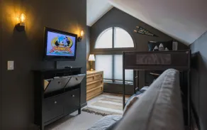 Modern Mount Snow Gnarvana | Balcony, Pets, Hiking - Image 3