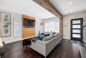 Modern & Rustic Dream House in Oshawa - Image 3
