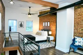 Christine's Suite - Image 4