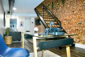 Christine's Suite - Image 2