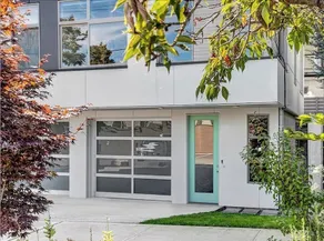 Modern Ravenna [4B /3.5Ba +AC @ Roosevelt Station] - Image 3