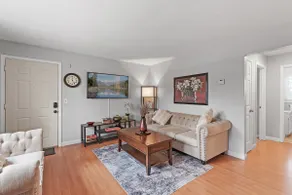 Tranquil 2BR Apt NE Mpls - 8073 Apt 2 - Image 3