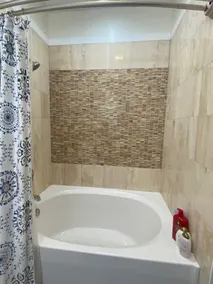 Entire 2 Bed apartment - Image 5