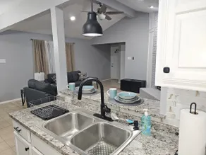 Comfortable and Cozy Retreat! - Image 2